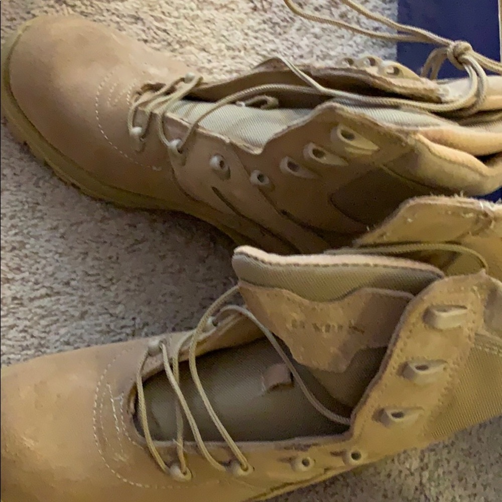 ACU Boots for Army and AF.  Tag fell off-